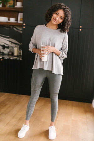 Open Minds Top in Gray