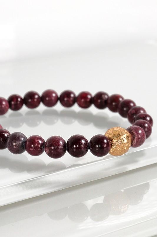 Touch Of Gold Stone Bracelet In Wine