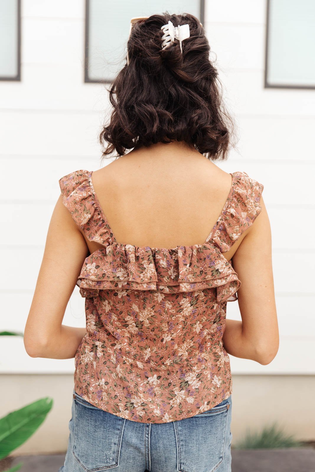 Feminine Floral Top In Rust