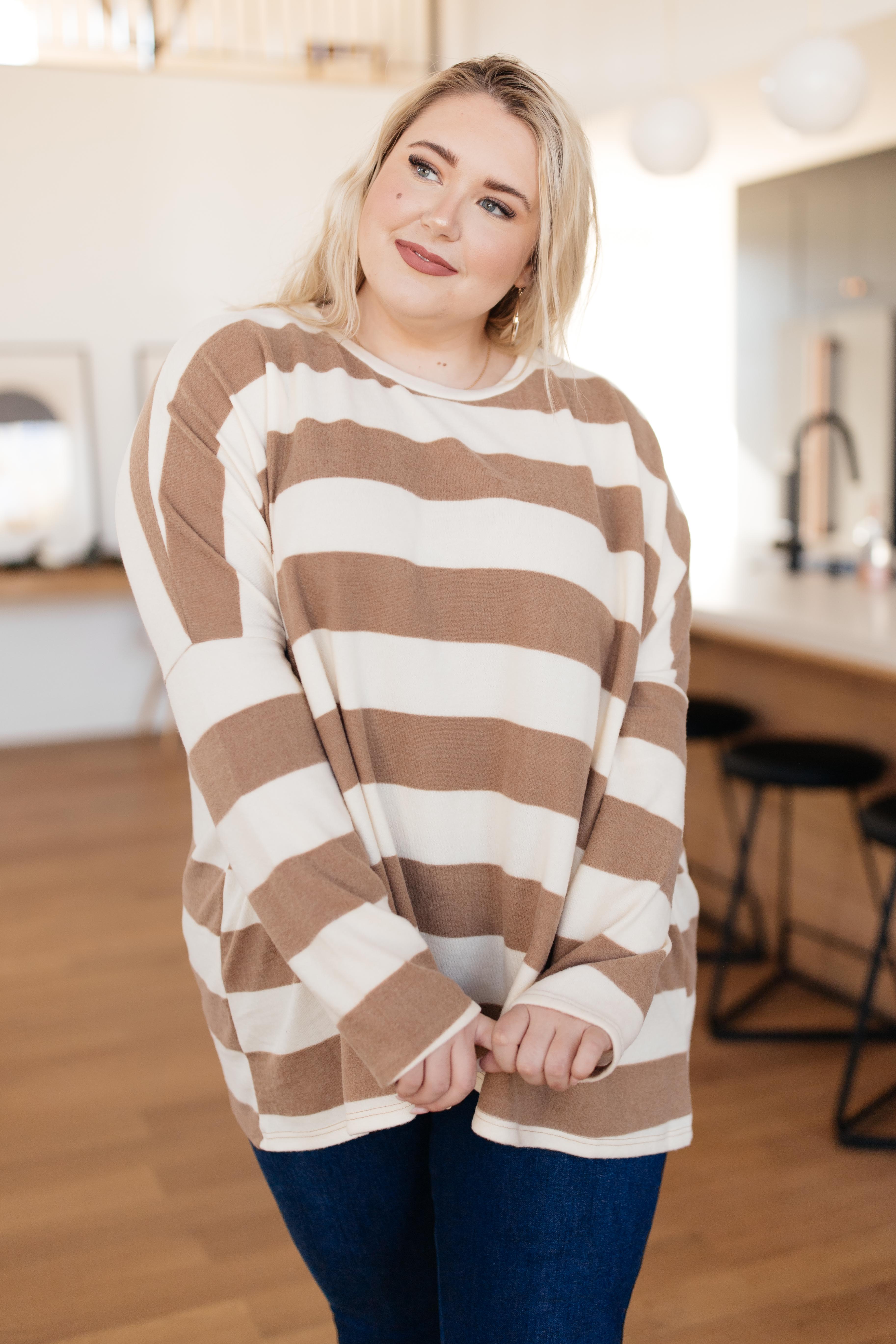 Horizontal Lines Top in Taupe