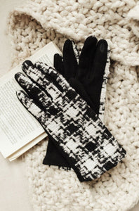 Keepin' Warm Houndstooth Gloves