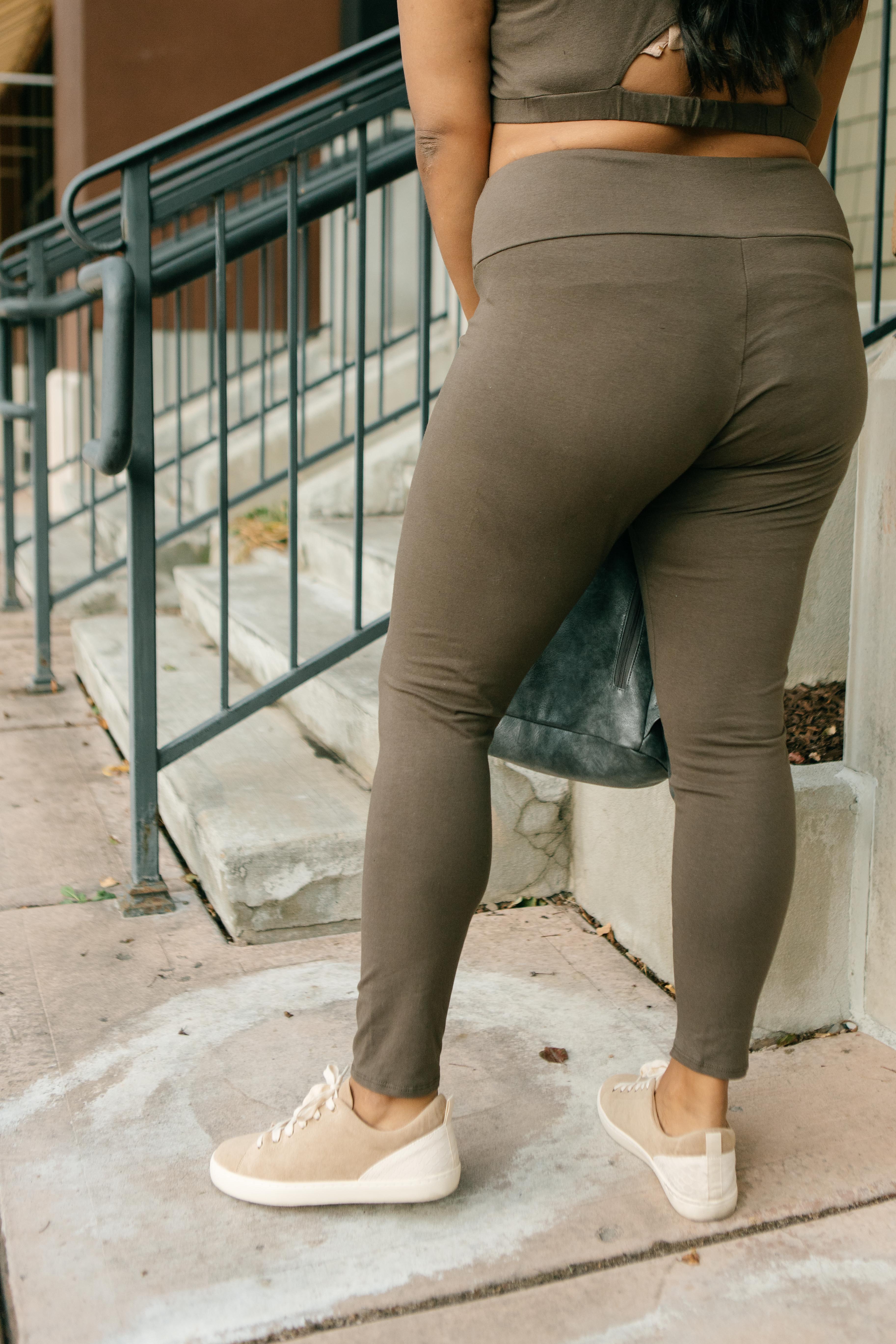 Lucy Lounging Leggings in Deep Olive