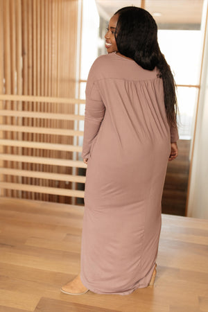 The Melanie Maxi Dress in Mauve