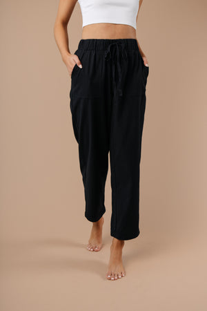 Transitions Cropped Pants In Black