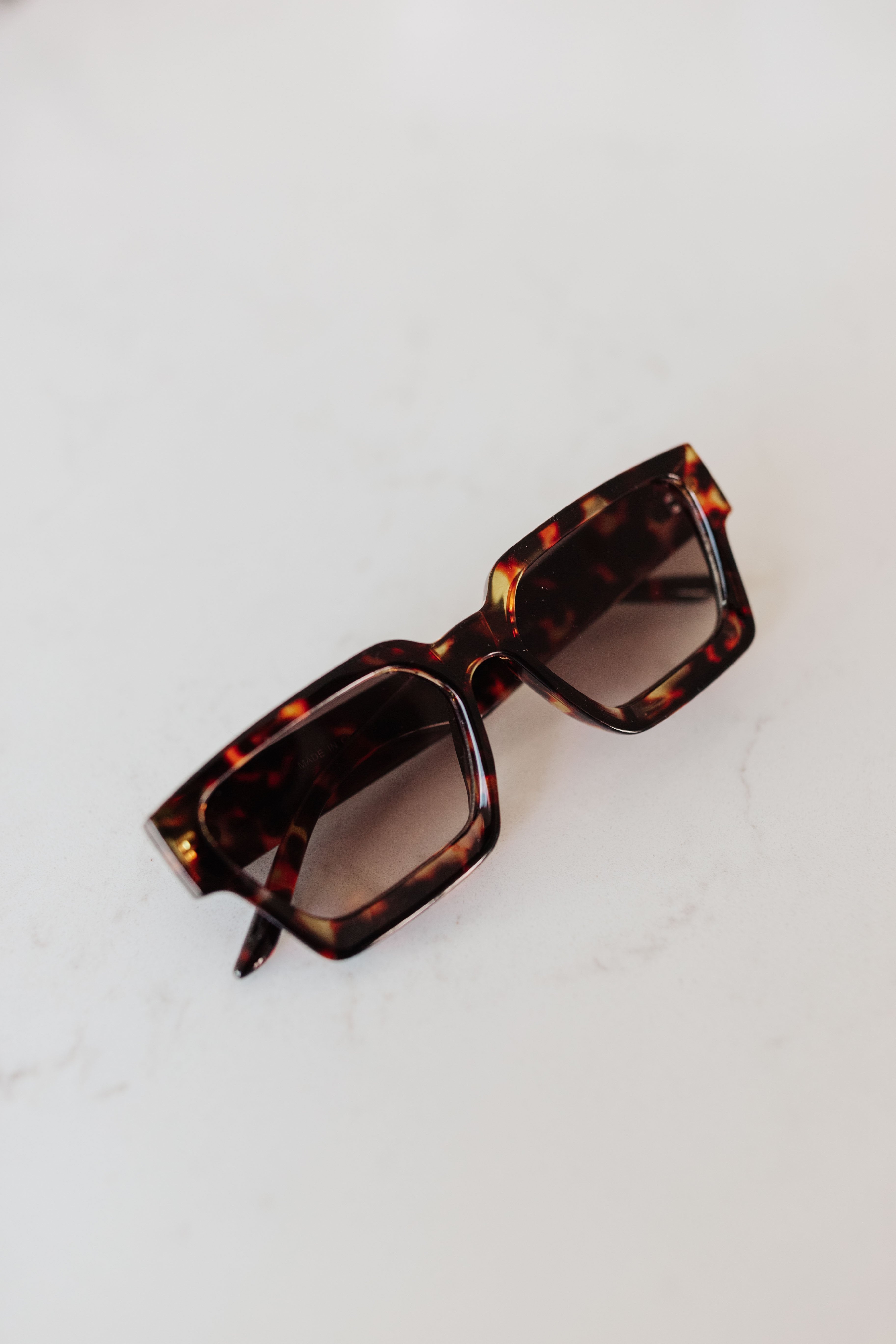 Vintage Collection Sunglasses in Tortoise