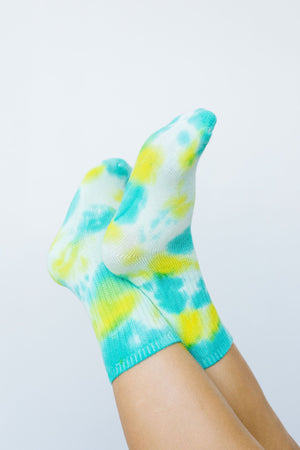 Happy Feet Tie Dye Socks In Lime & Teal