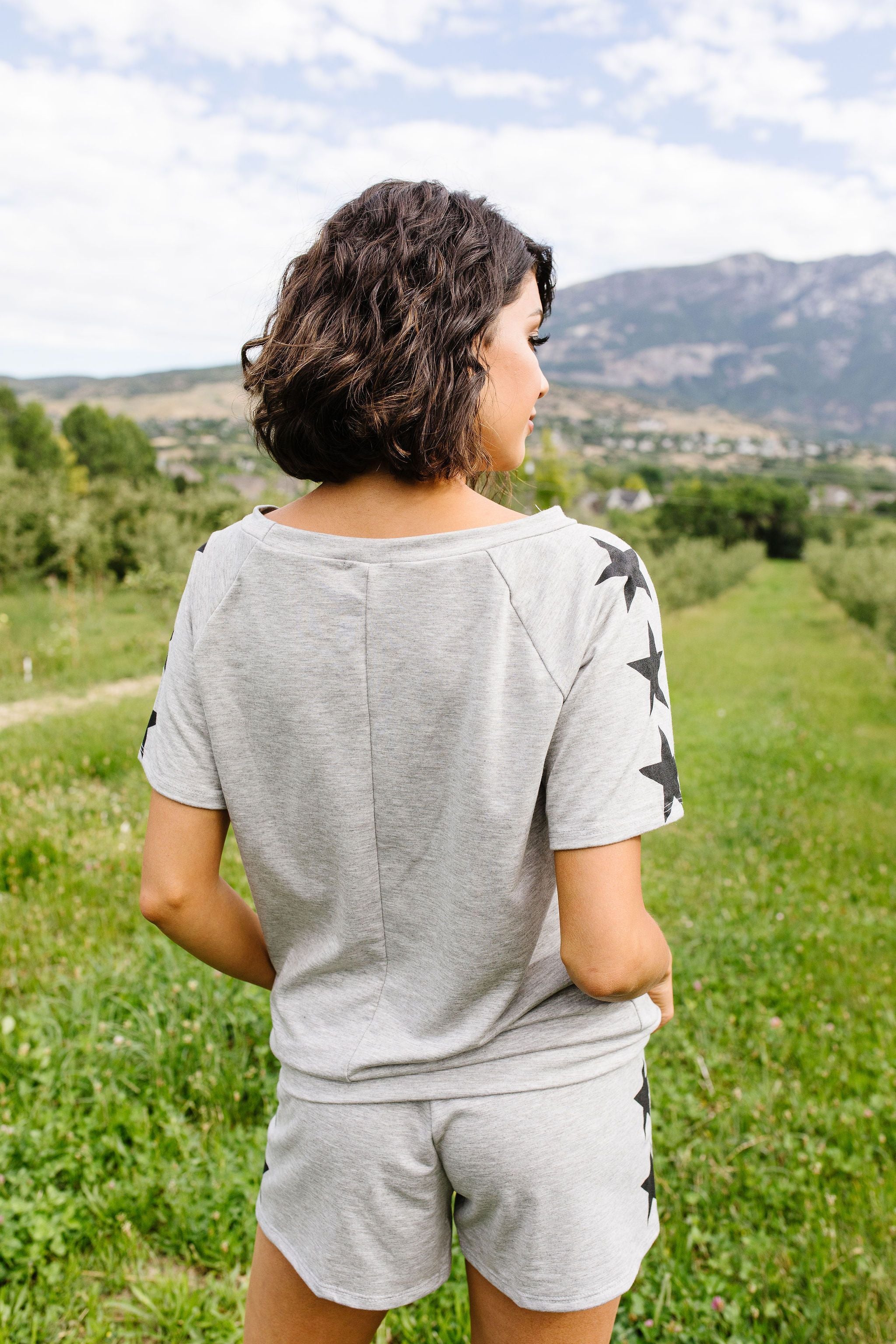 Three Star Top In Heather Gray